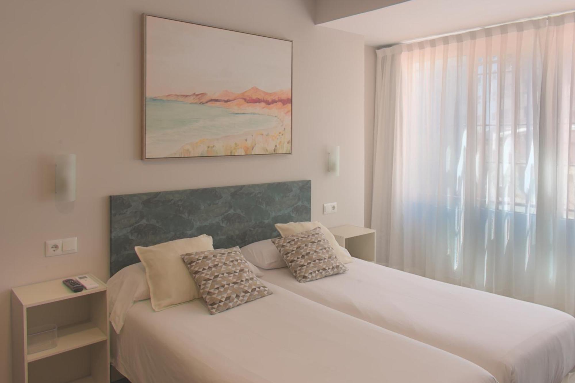 Dormavalencia Hostel Regne Buitenkant foto